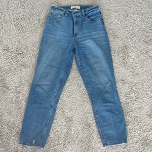 Abercrombie Curve Love High Rise Mom Jeans